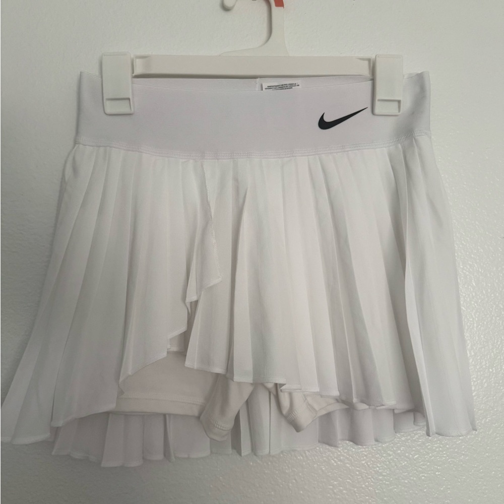 Nike Cream Dri-FIT Skirt